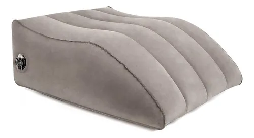 Cojín relajante para piernas color gris ergonómico.